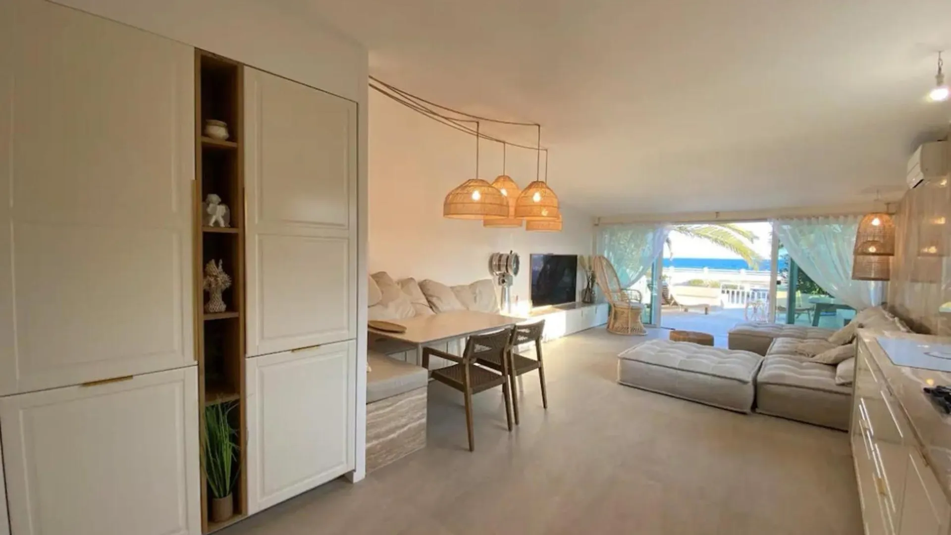 Beautiful House With Terrace Sea Front - Cannes